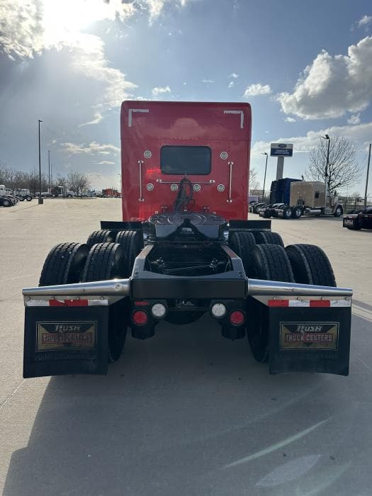 2022 Peterbilt 389 — photo 5