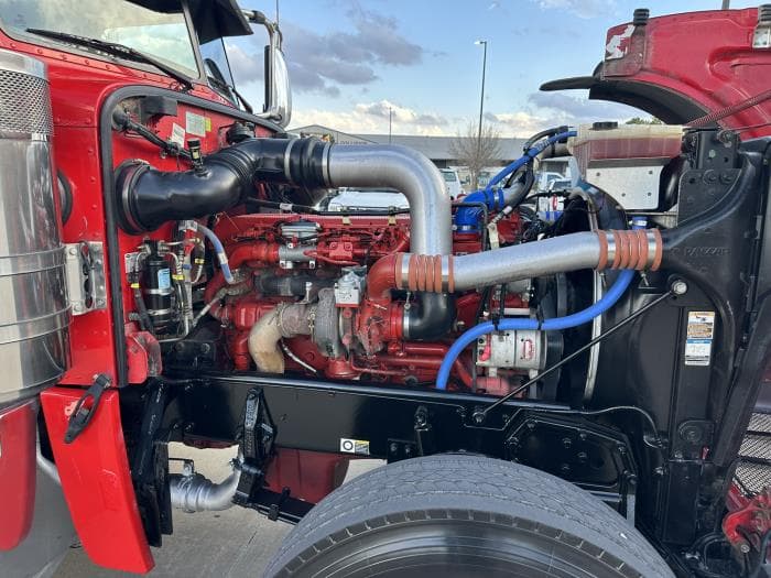 2022 Peterbilt 389 — photo 12