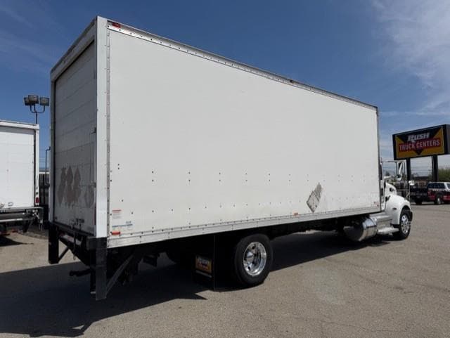 2020 Peterbilt 337 — photo 6