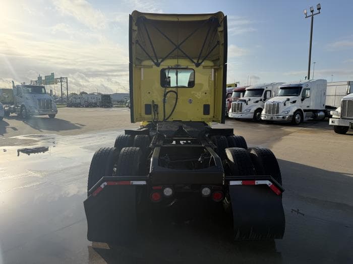 2023 Peterbilt 579 — photo 5