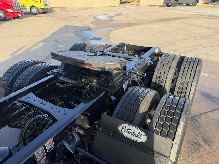 2023 Peterbilt 579 — photo 15