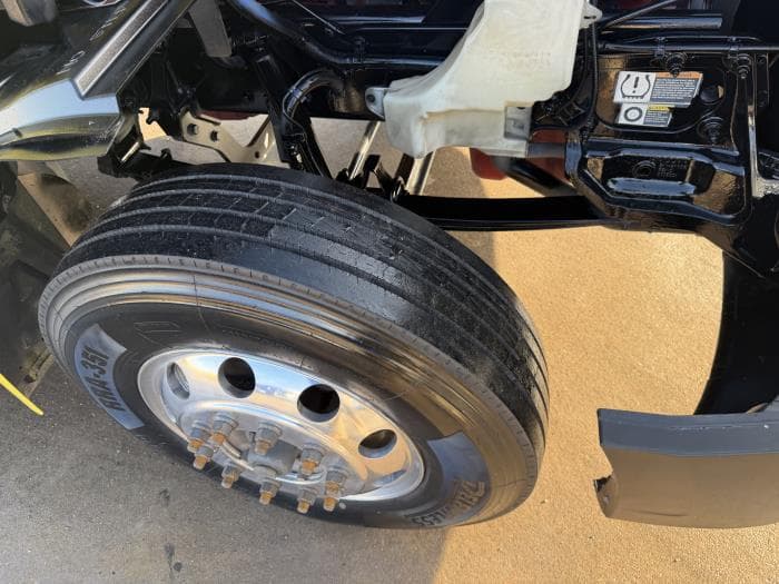 2023 Peterbilt 579 — photo 21