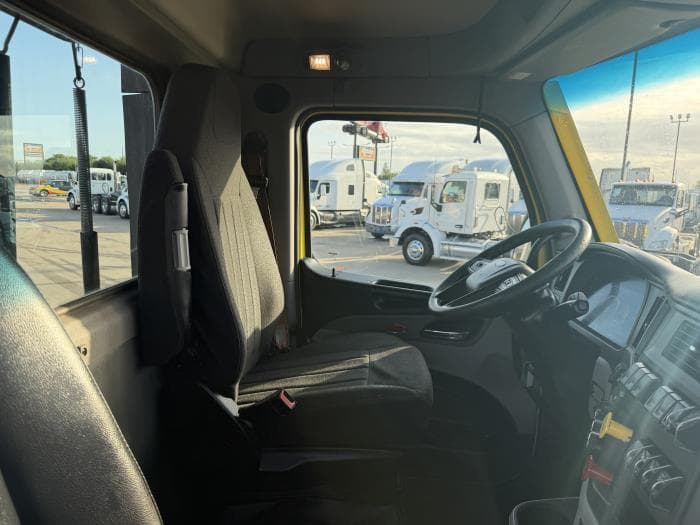 2023 Peterbilt 579 — photo 23