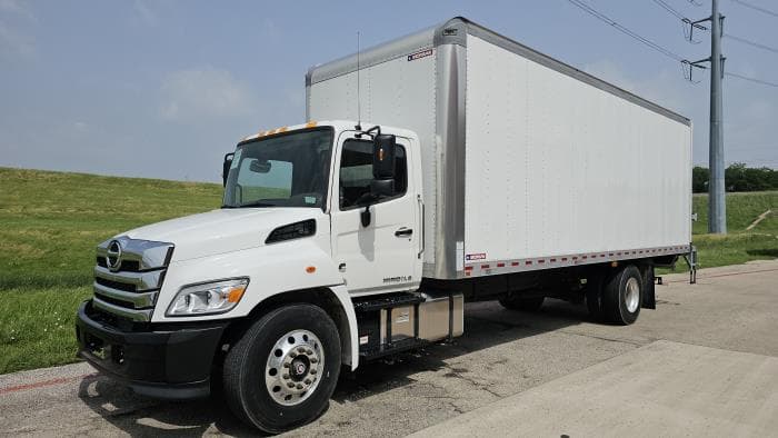 2025 Hino L6 in Dallas, TX — photo 3