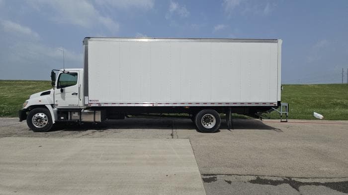 2025 Hino L6 in Dallas, TX — photo 4