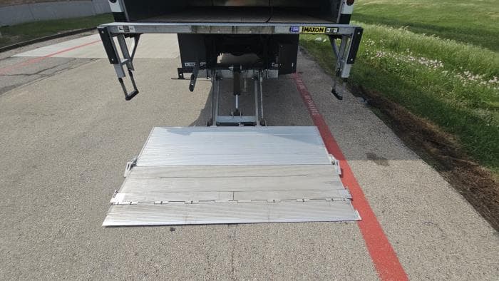 2025 Hino L6 in Dallas, TX — photo 9