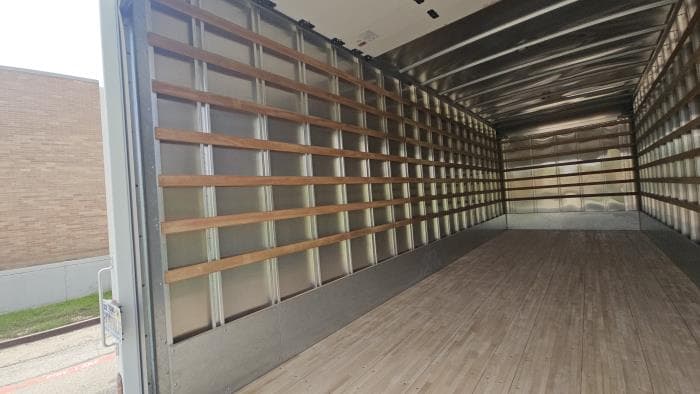 2025 Hino L6 in Dallas, TX — photo 12