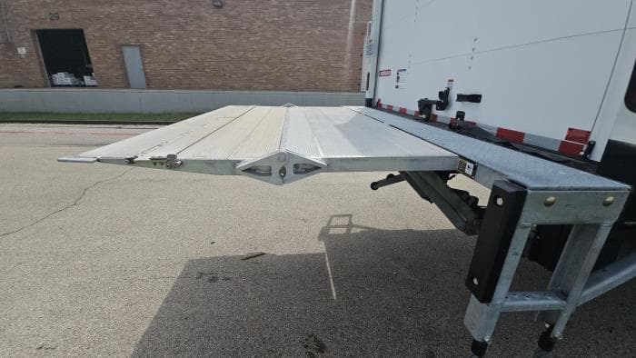 2025 Hino L6 in Dallas, TX — photo 14