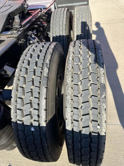 2022 Peterbilt 389 — photo 15