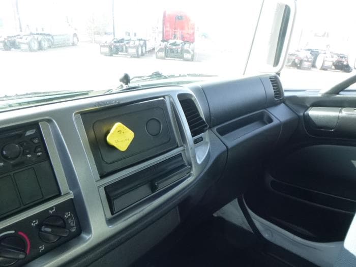 2020 Hino 268 — photo 21