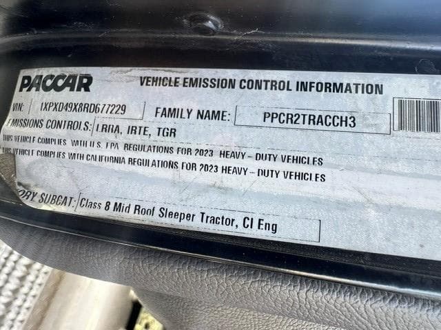 2024 Peterbilt 389 — photo 3