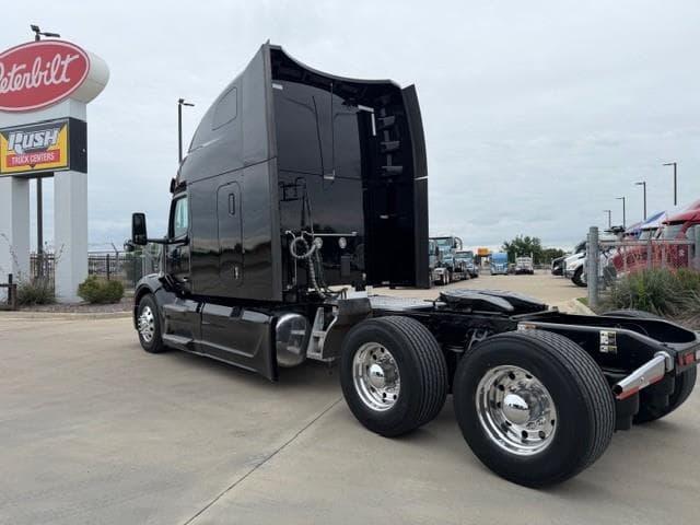 2022 Peterbilt 579 — photo 5