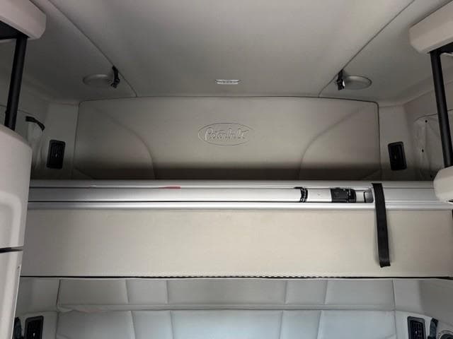 2022 Peterbilt 579 — photo 34