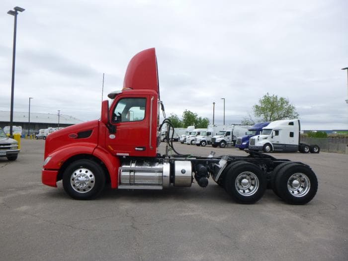 2020 Peterbilt 579 — photo 5