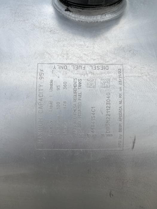 2022 International LT — photo 8