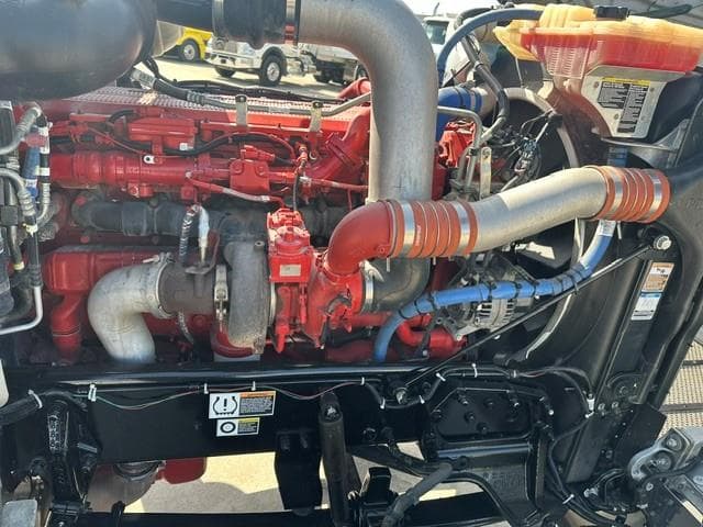 2020 Peterbilt 389 — photo 12