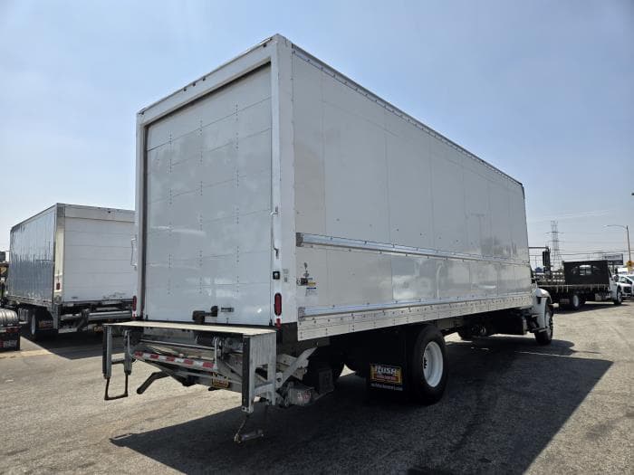 2019 International 4300 — photo 11