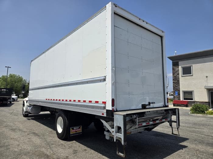 2019 International 4300 — photo 12