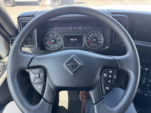 2024 International LT — photo 14