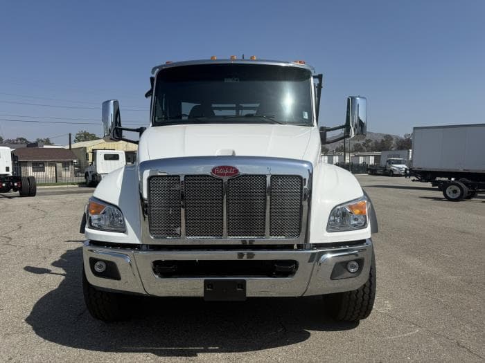 2026 Peterbilt 548 in Fontana, CA — photo 3
