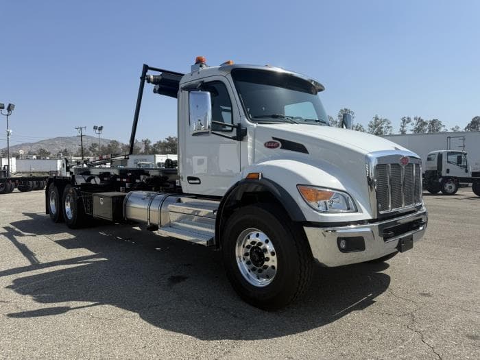 2026 Peterbilt 548 in Fontana, CA — photo 4
