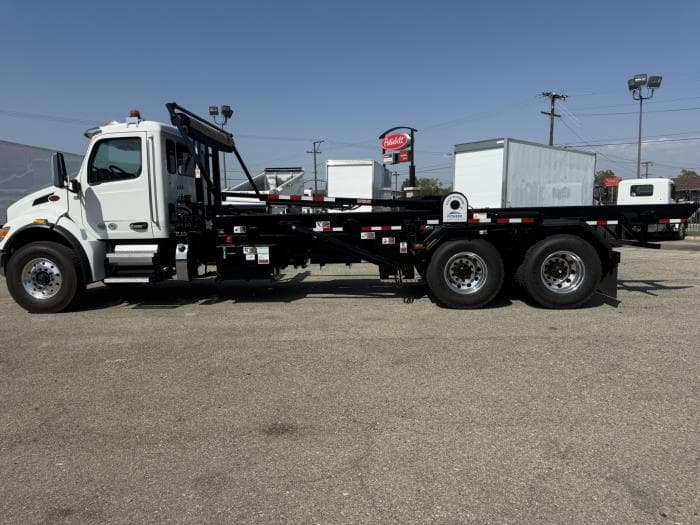 2026 Peterbilt 548 in Fontana, CA — photo 9