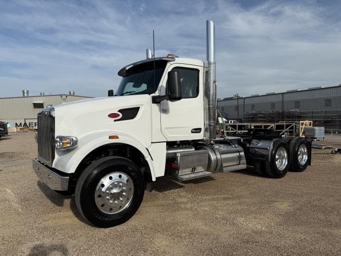 2027 Peterbilt 567 — photo 4