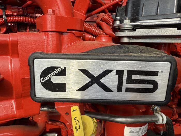 2027 Peterbilt 567 — photo 39