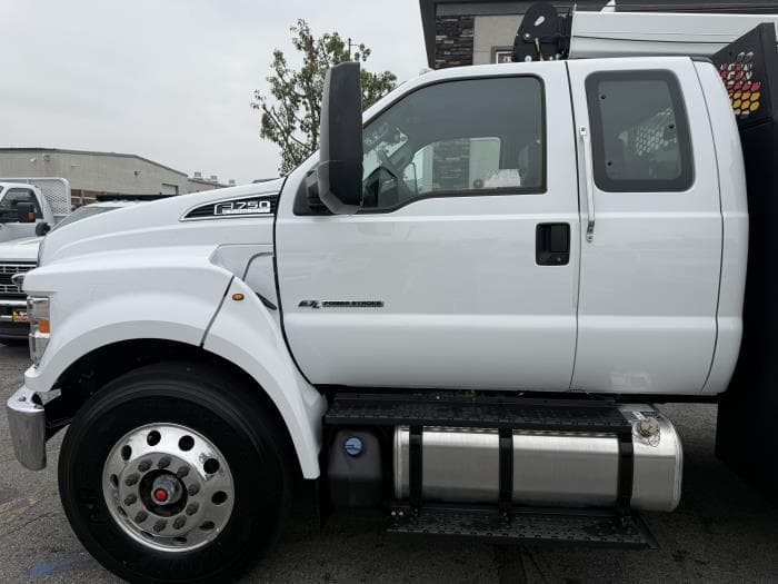 2026 Ford F-750 — photo 31