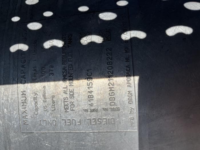 2022 International LT — photo 4
