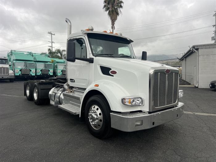 2023 Peterbilt 567 — photo 4