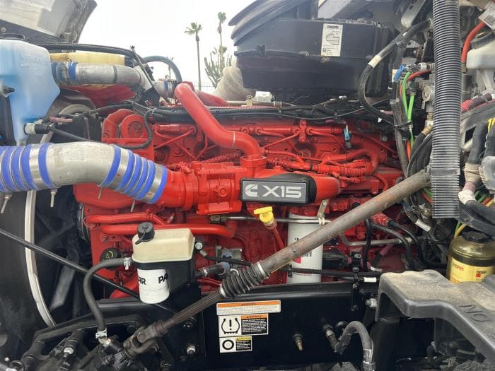 2023 Peterbilt 567 — photo 12
