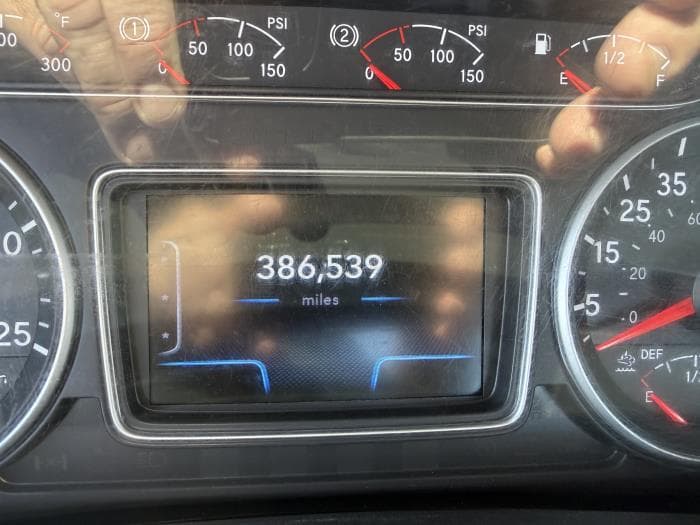 2021 International LT — photo 10