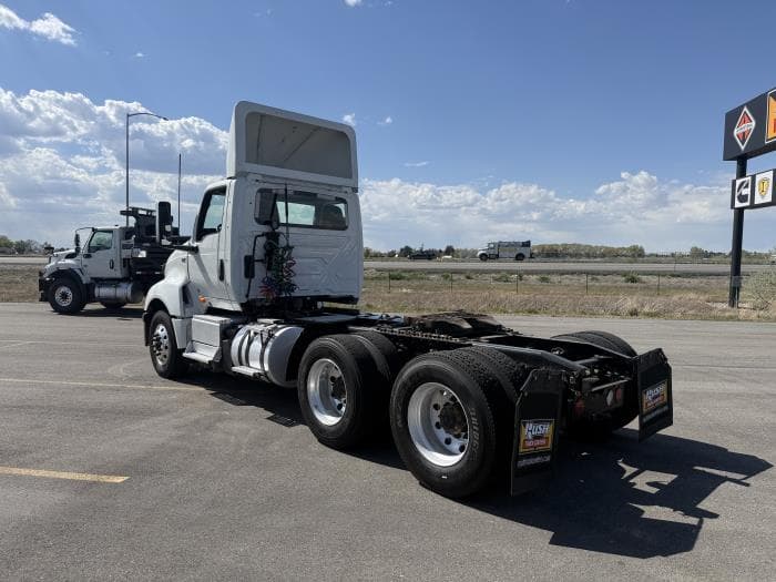 2021 International LT — photo 4