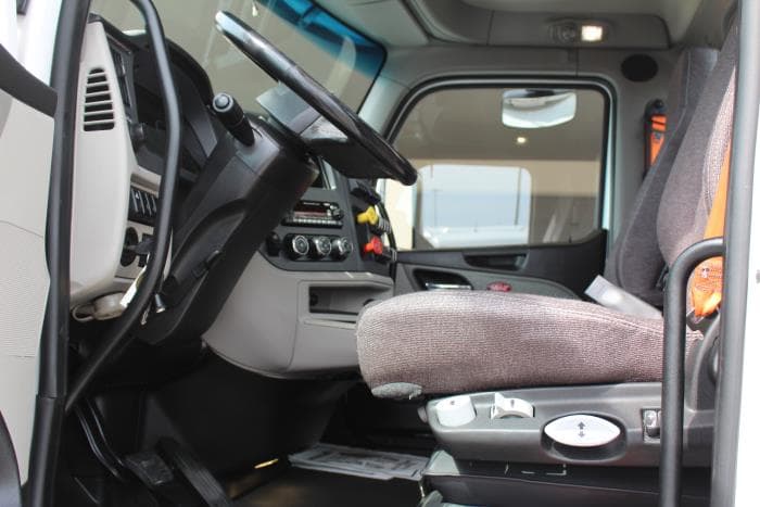 2022 Peterbilt 579 — photo 10