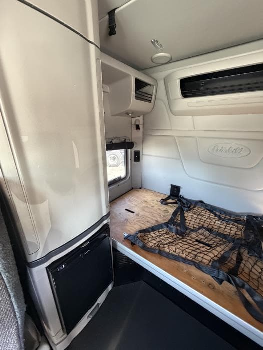 2022 Peterbilt 579 — photo 15