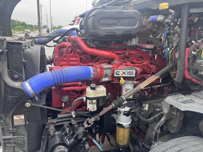 2022 Kenworth T680 — photo 14