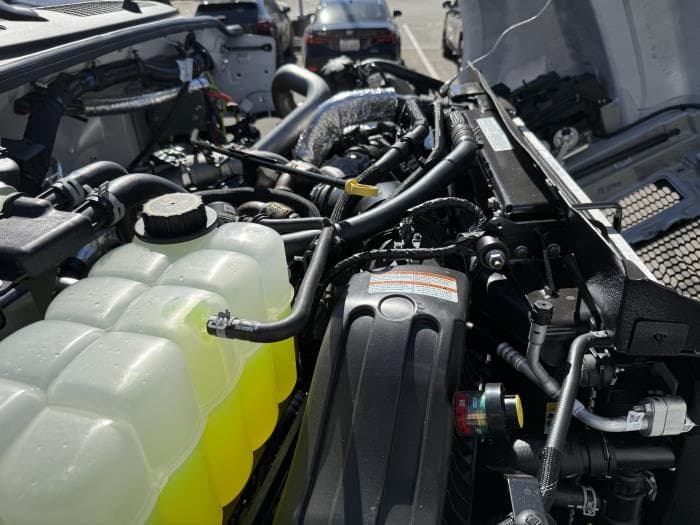 2027 Ford F-750 — photo 21
