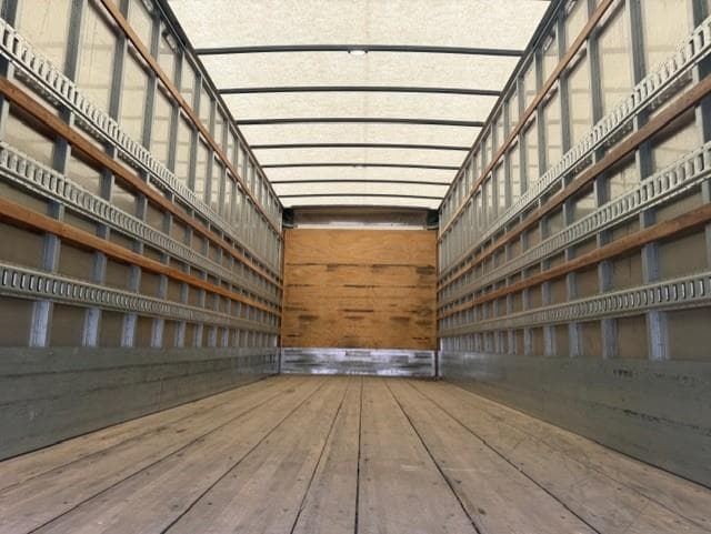 2022 Kenworth T270 — photo 9
