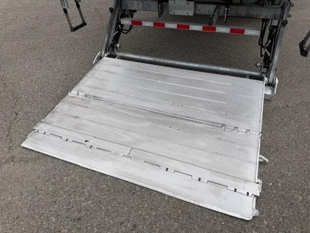2022 Kenworth T270 — photo 8