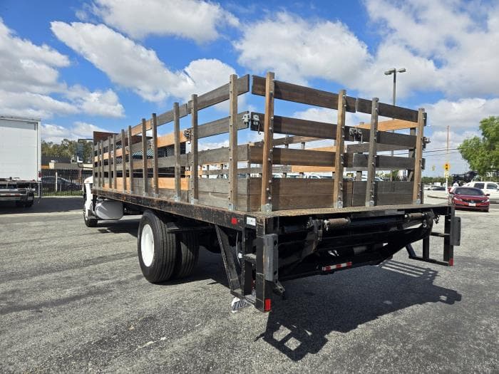 2019 International 4300 — photo 7