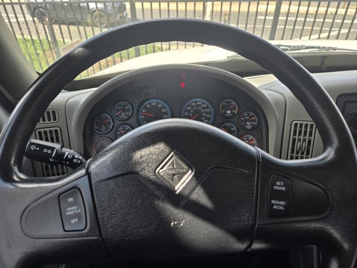 2019 International 4300 — photo 10