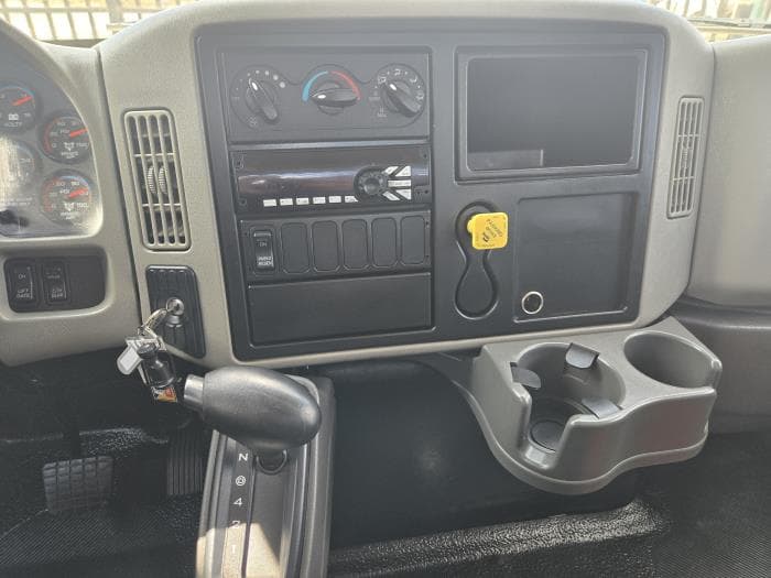 2019 International 4300 — photo 11