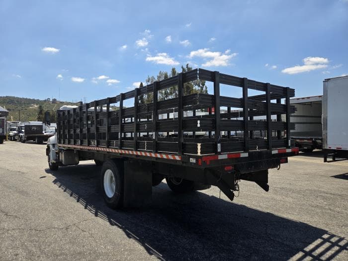2019 Hino 268 — photo 8