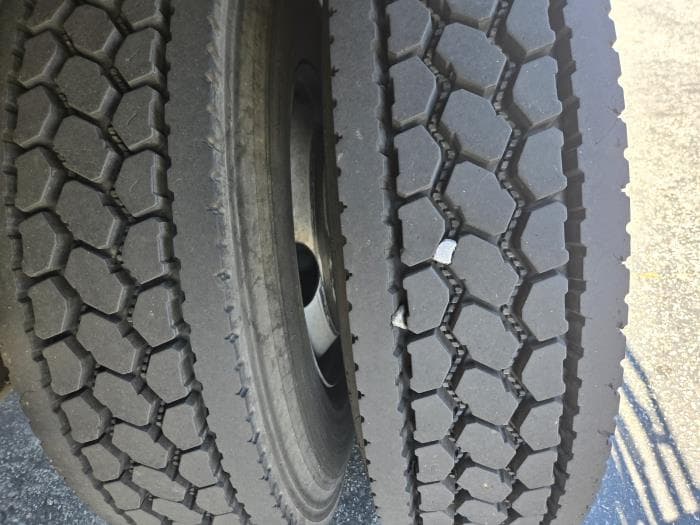 2019 Hino 268 — photo 9