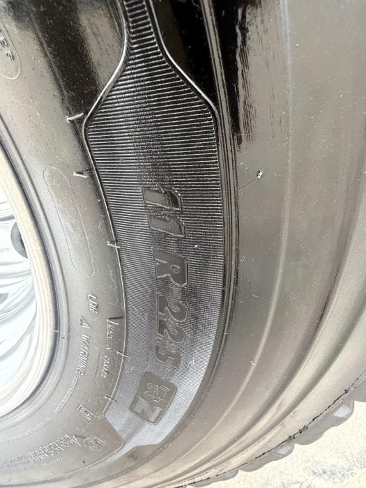 2023 Peterbilt 567 — photo 10
