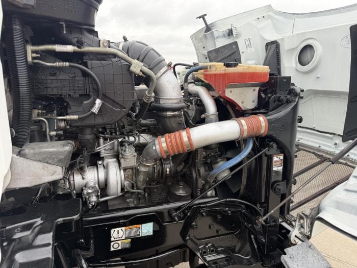 2023 Peterbilt 567 — photo 20
