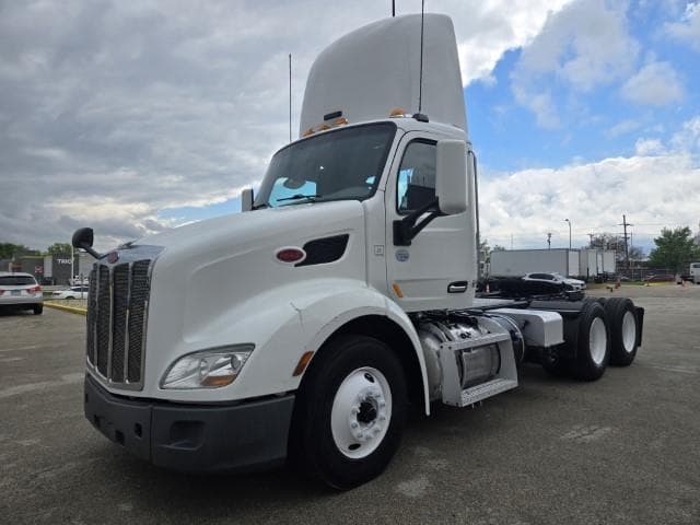 2018 Peterbilt 579 — photo 2