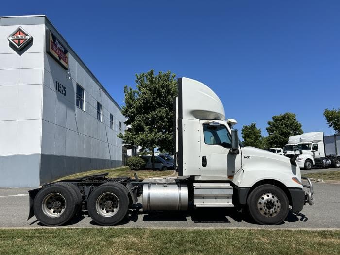 2024 International LT — photo 9