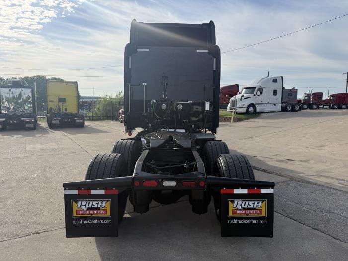 2022 Peterbilt 389 — photo 23